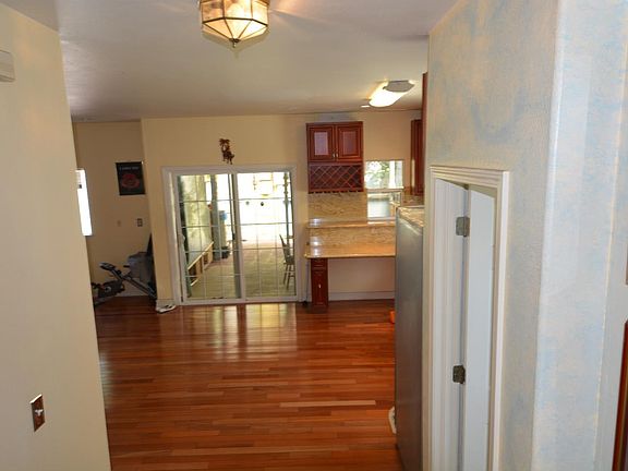5th image of 1225 Panoche Ave