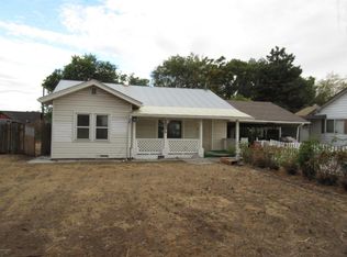 2506 Castlevale Rd, Yakima, WA 98902