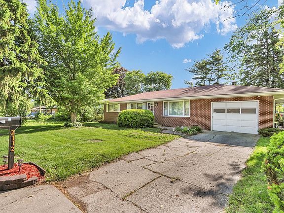 2nd image of 2112 Campbell Dr