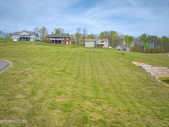 4th image of 3032 Hayden Ct