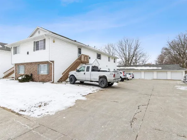 457 N Front St APT 205, North Liberty, IA 52317