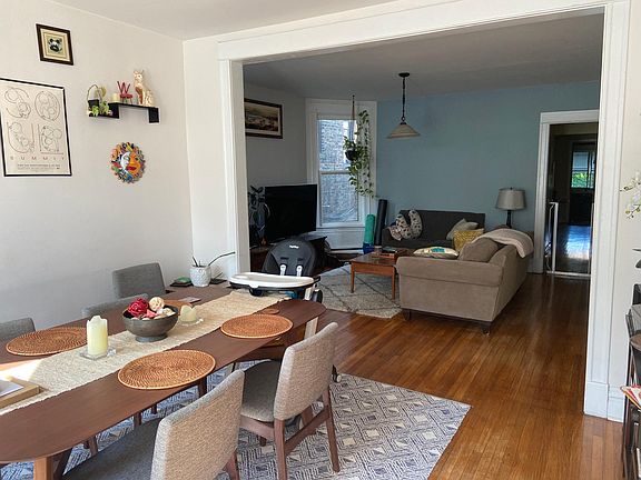 2nd image of 2242 N Sawyer Ave #1