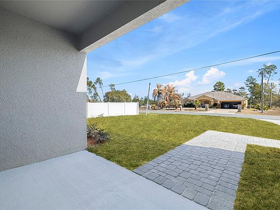 4th image of 2290 SW 156th Loop