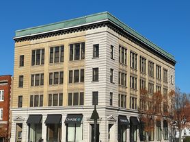 2 W Broad St