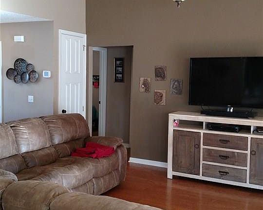4th image of 3997 Erika Ct