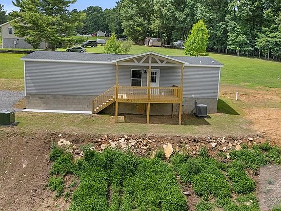 2nd image of 587 Foothills Ln