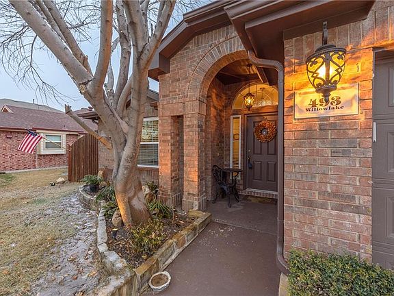 2nd image of 493 Willowlake Dr