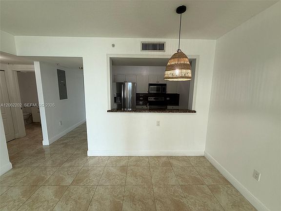 5th image of 117 NW 42nd Ave APT 602