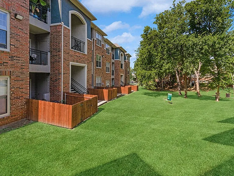 6202 Duck Creek Dr — Photo 22