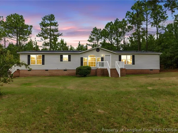 485 Eisler Dr, Lillington, NC 27546