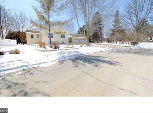 1617 Hansen Dr SW, Willmar, MN 56201