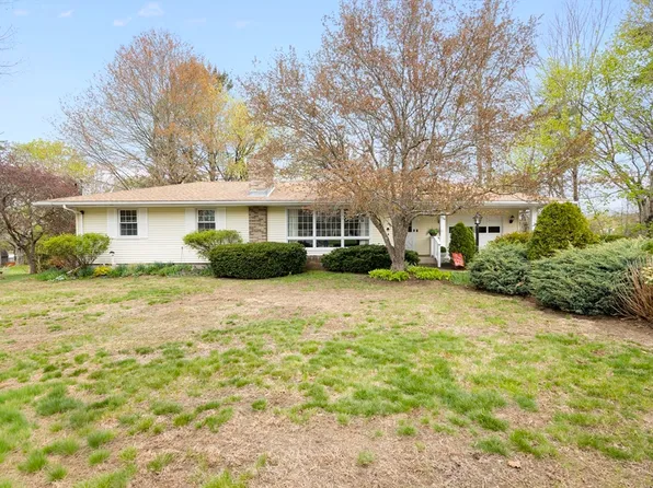 734 River St, Palmer, MA 01069