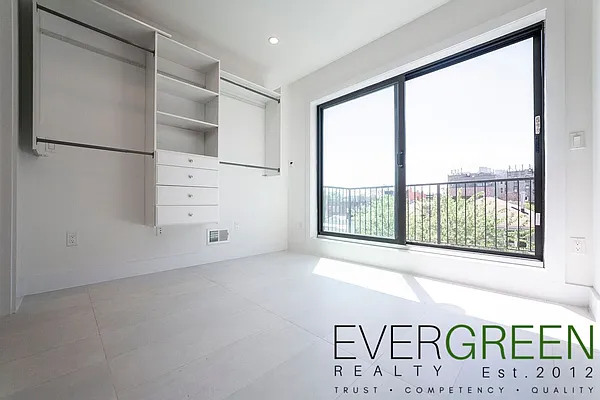 Rented by Pinn Realty | media 16