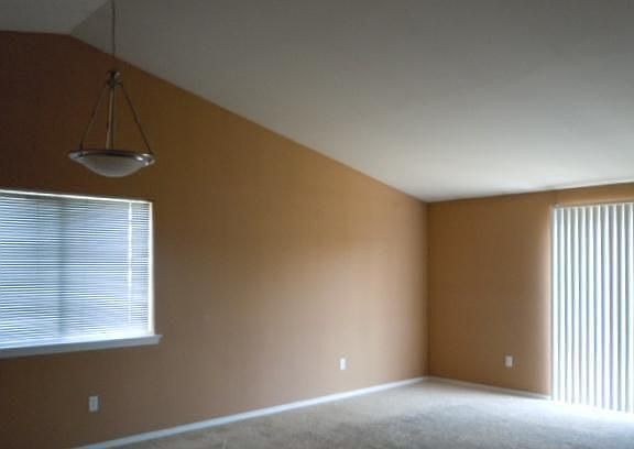 4th image of 5202 77th St W