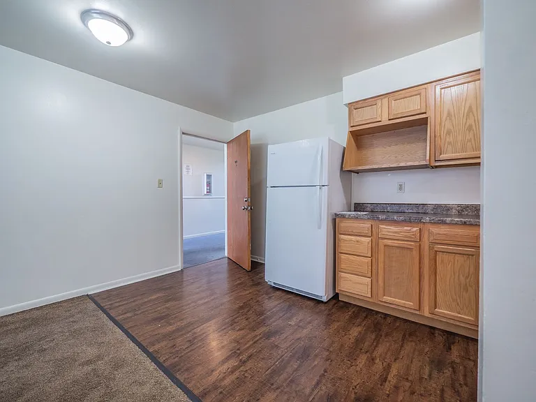 Campus View Apartments — Photo 65