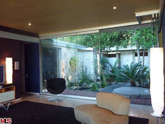 3rd image of 3645 Kinney Pl