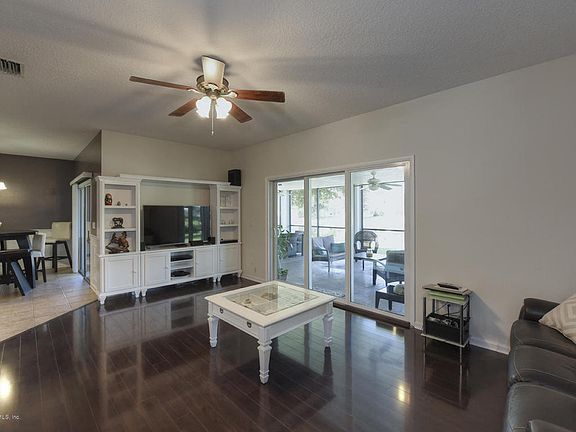 3rd image of 1446 Greyfield Dr
