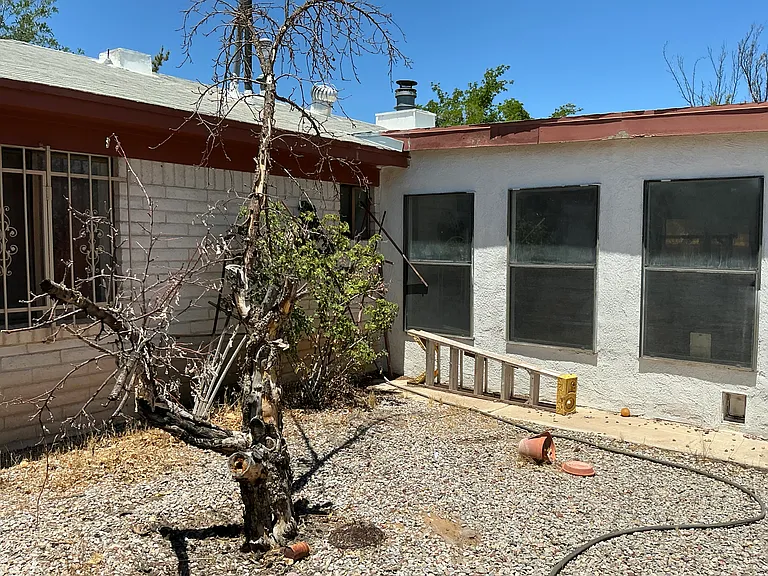 6216 Vista Montano St NW — Photo 15