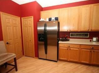 1529 Hummingbird St, Shakopee, MN 55379