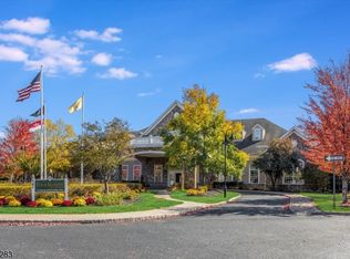 98 Quarry Dr #B2, Woodland Park, NJ 07424