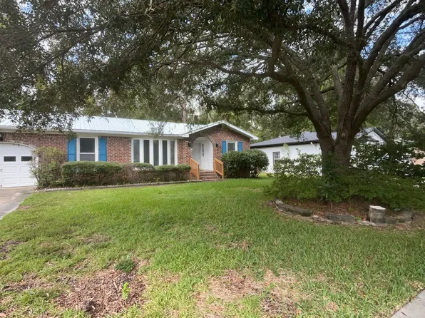 226 Loblolly Cir, Ladson, SC 29456