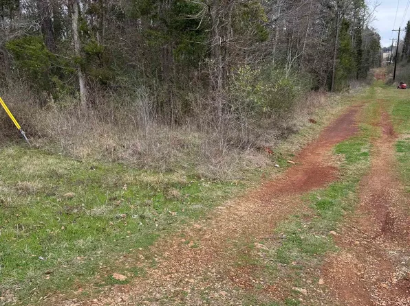 Oakleigh Dr, Tyler, TX 75707