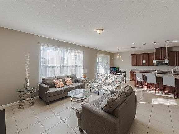 5th image of 3913 Island Green Way