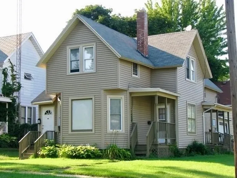 849 Wisconsin Ave — Photo 1