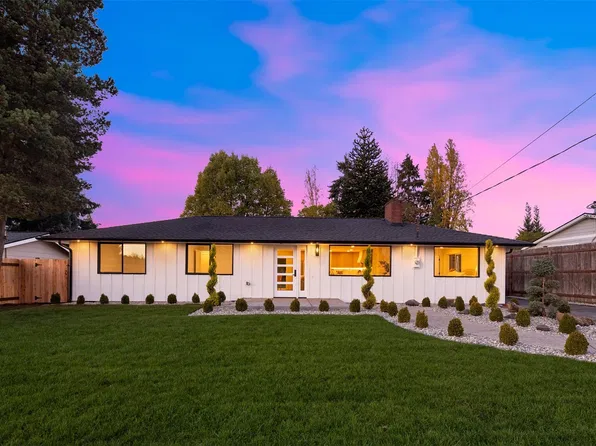 8815 37TH Street W, University Place, WA 98466