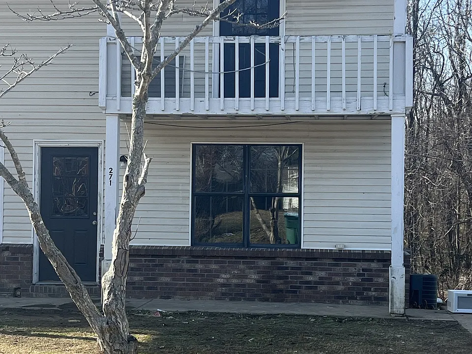 271 Adkins Cir