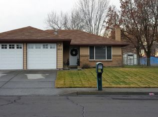 895 W Division Ave, Hermiston, OR 97838