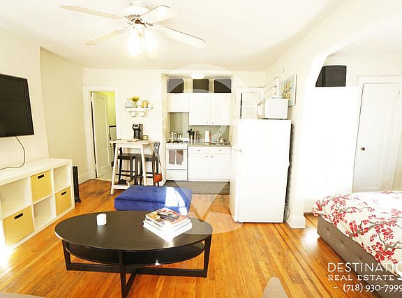 5th image of 213 Dean St #4F