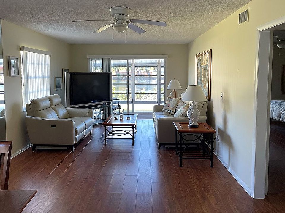 1st image of 1 Lake Vista Trl APT 102