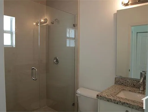 15610 SW 11th Ter — Photo 22