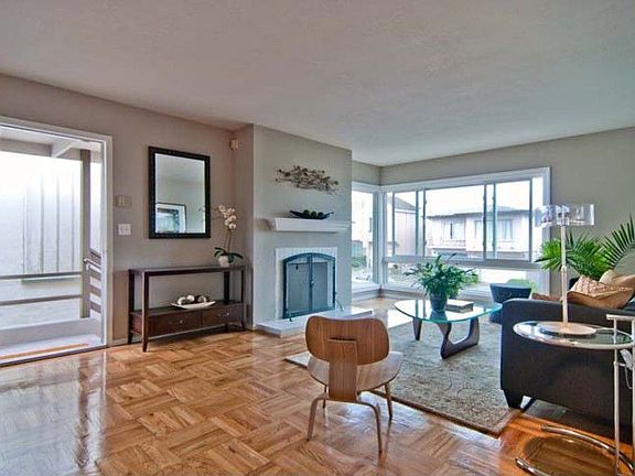 3rd image of 75 Crestview Ave