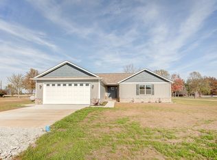 381 Rudy Ln, Pocahontas, IL 62275