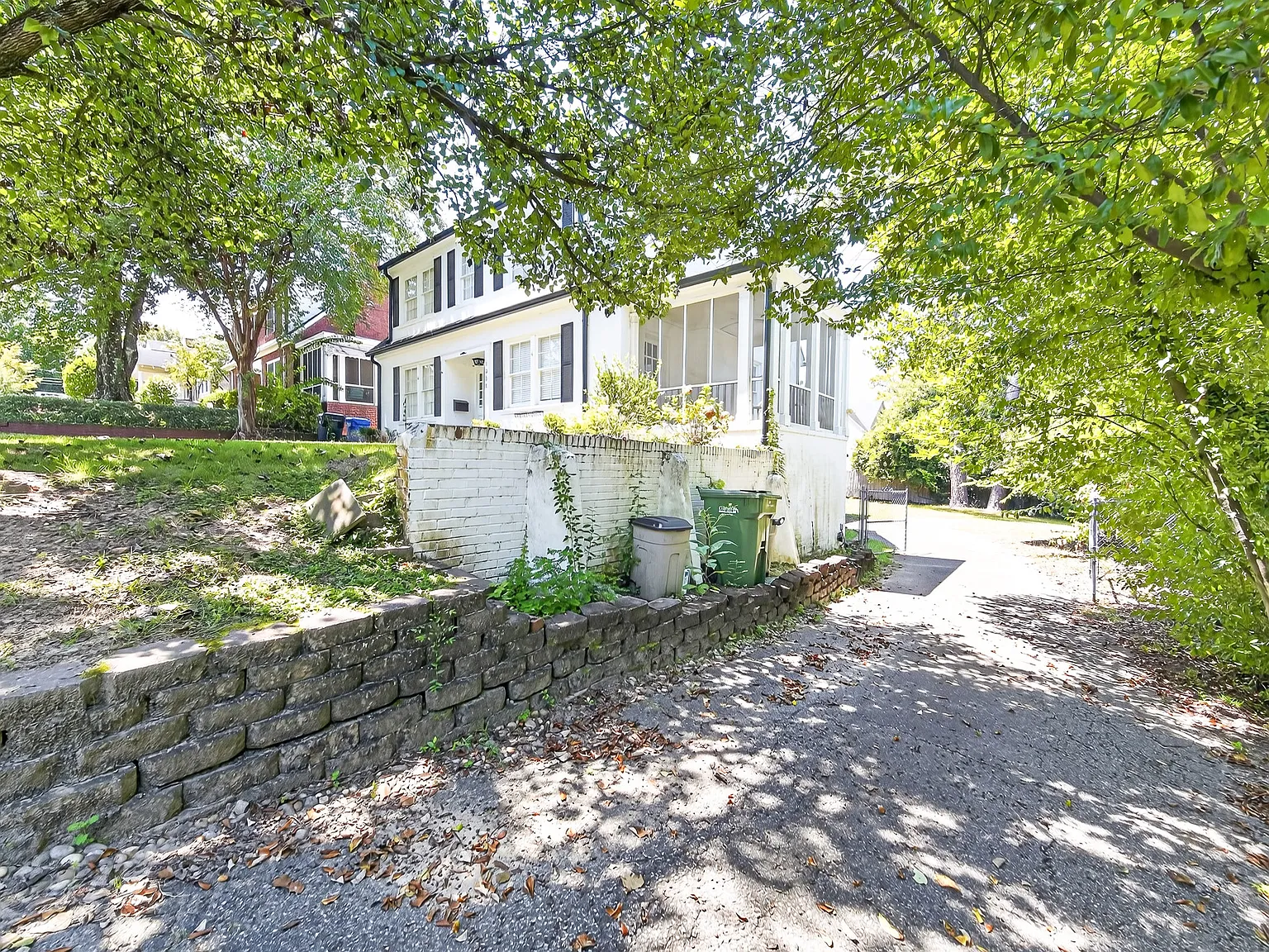 1237 Owsley Avenue - 1 — Photo 3