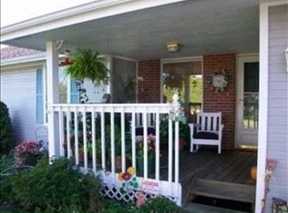 1515 SE 42nd St, Topeka, KS 66609