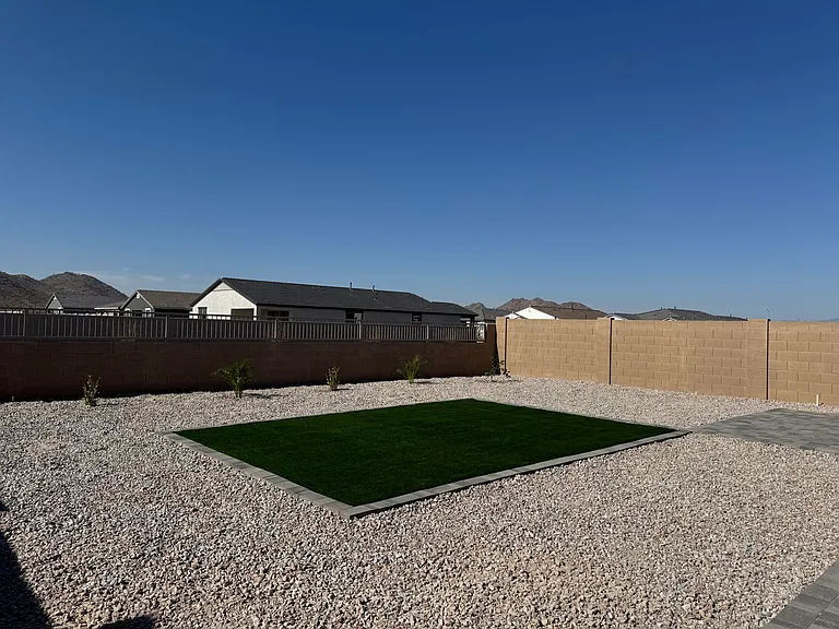 25372 N 76th Dr — Photo 4