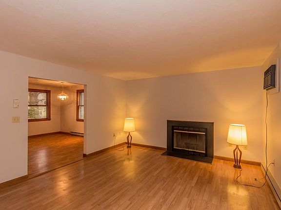 5th image of 45 Mallard Dr