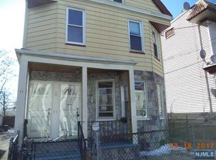 11 Leslie Pl, Irvington, NJ 07111