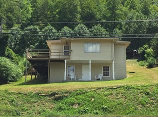 220 High St, Virgie, KY 41572