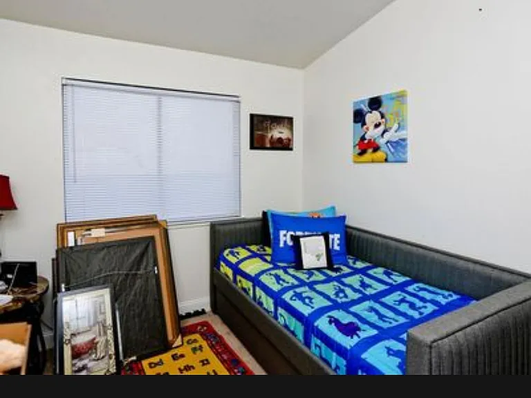 Peppermill Cir — Photo 11