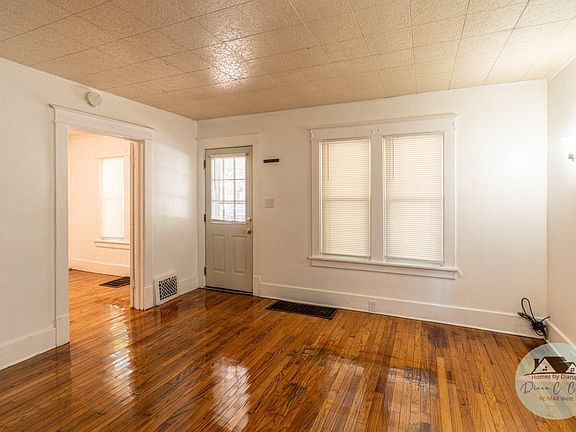 5th image of 71 Crescent Ave