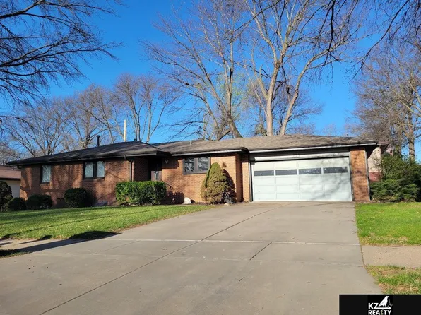 735 N 81st St, Lincoln, NE 68505