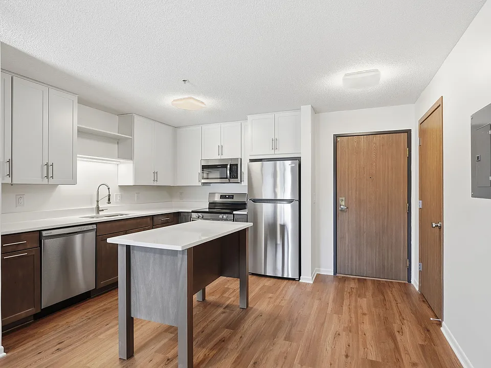 Pondview Apartments