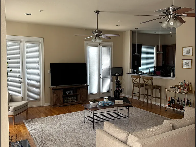 3320 Douglas Ave #A — Photo 7