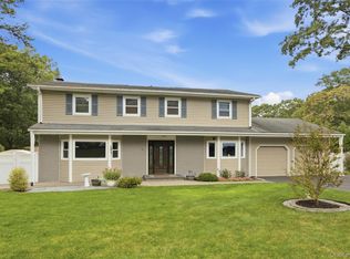 6 Stuyvesant Cir W, East Setauket, NY 11733