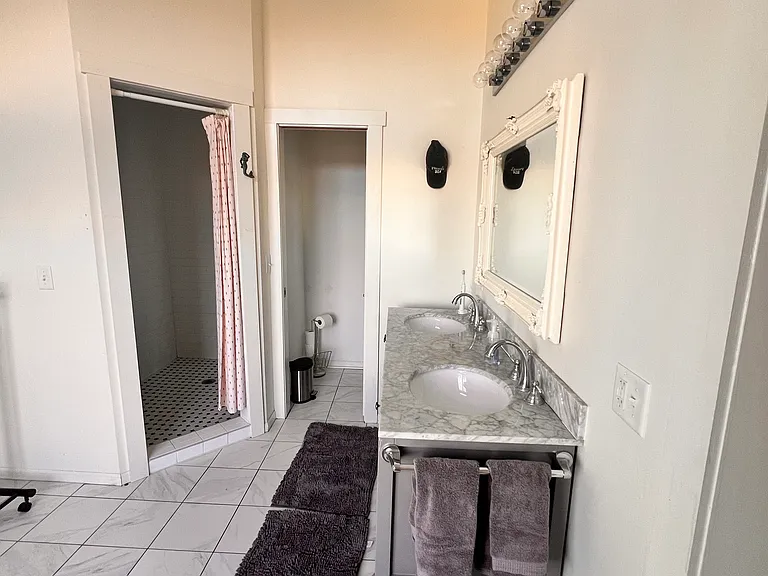 2967 Pacific St — Photo 16