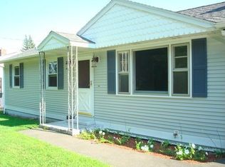 29 Park Hill Rd, Bristol, CT 06010